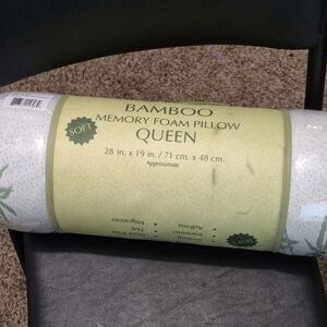 Bamboo Memory Foam Pillow - Soft Cream